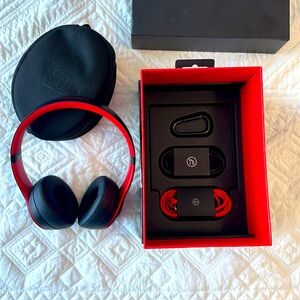 Beats Solo3 Red and Black